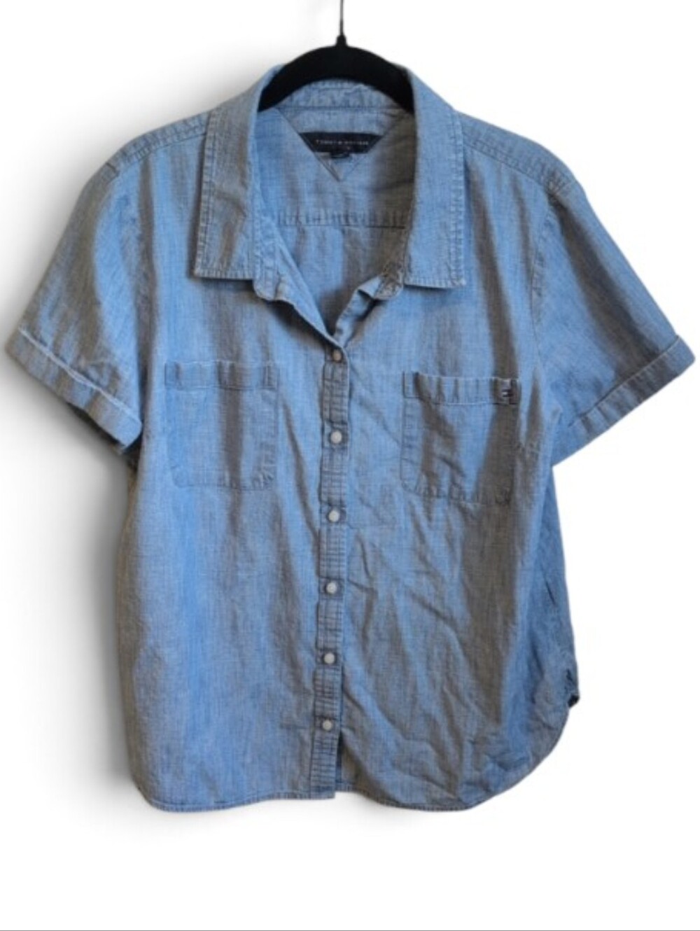 Tommy Hilfiger Light Blue Chambray Short-Sleeve Button-Down Shirt